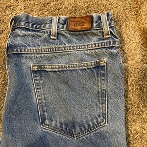 L.L. Bean Men's Natural fit Denim Jeans. Size 44x30
